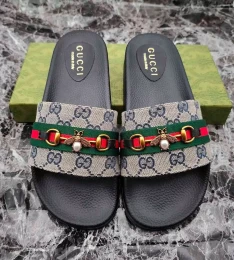 gucci chaussons pour homme s_12a2a47